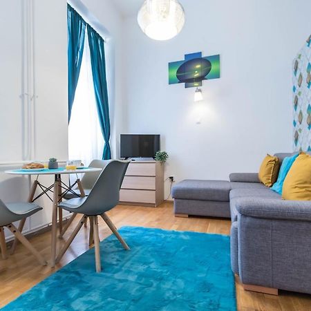 Adele'S Apartment Close To Danube And Fashion Street Budapest Esterno foto