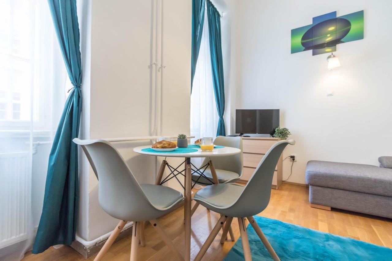 Adele'S Apartment Close To Danube And Fashion Street Budapest Esterno foto