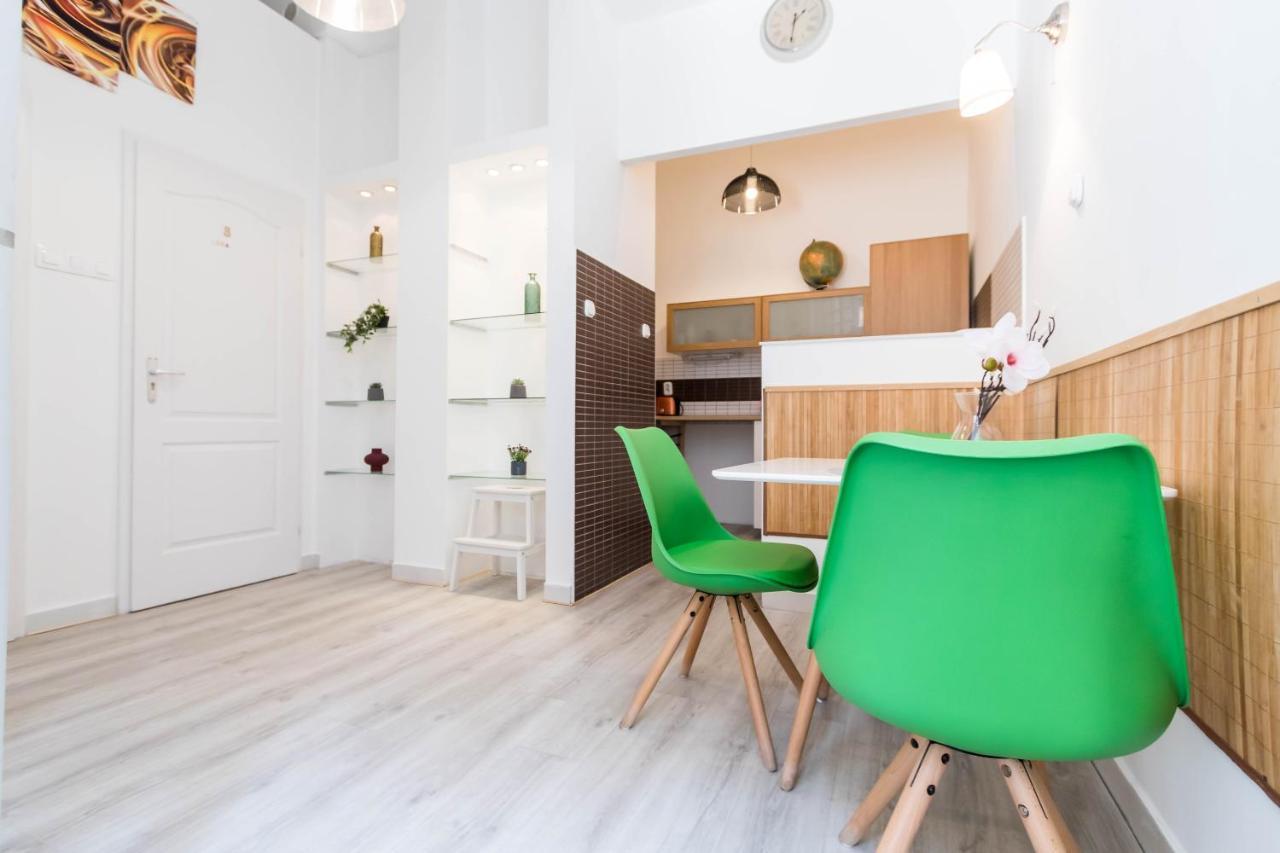 Adele'S Apartment Close To Danube And Fashion Street Budapest Esterno foto